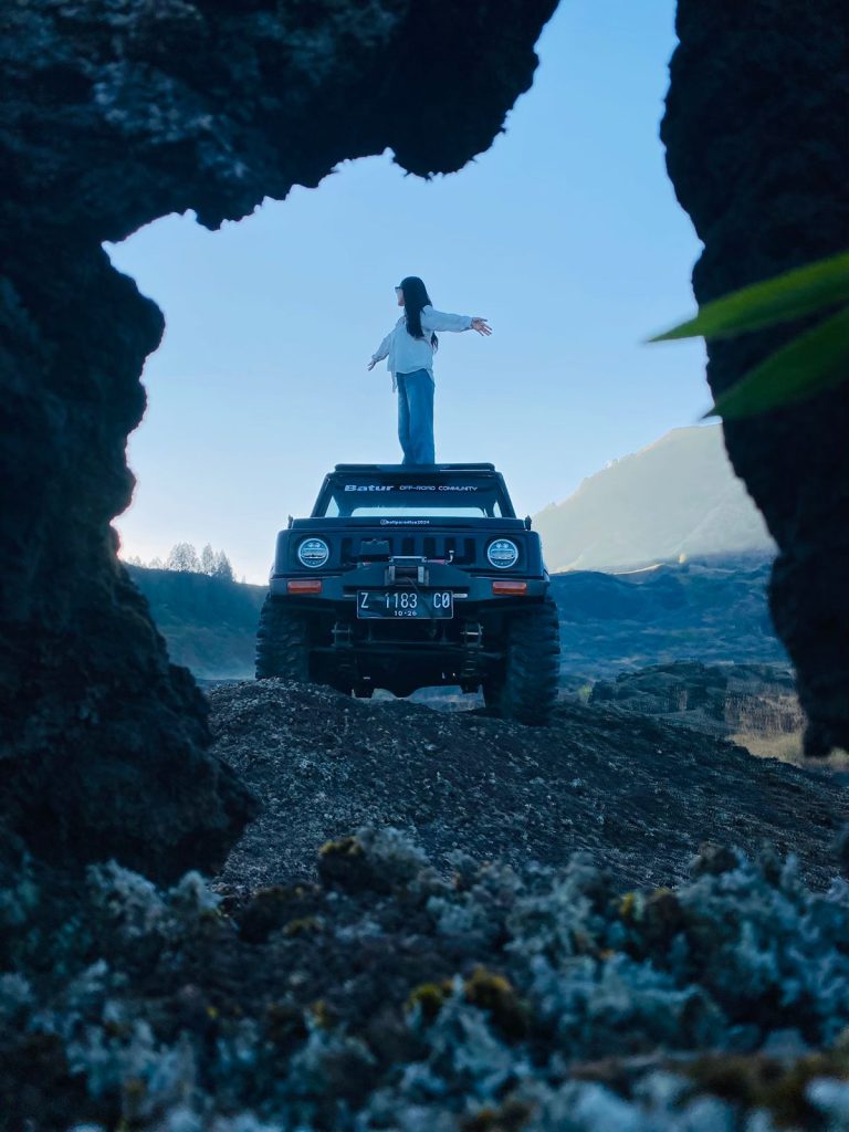 Jeep Trekking